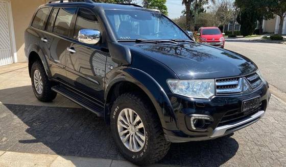 MITSUBISHI PAJERO DAKAR 3.2 HPE 4X4 7 LUGARES 16V TURBO INTERCOOLER DIESEL 4P AUTOMÁTICO